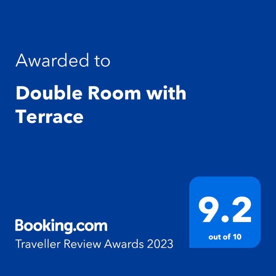 Apartament Double With Terrace Golem (Tirana)
